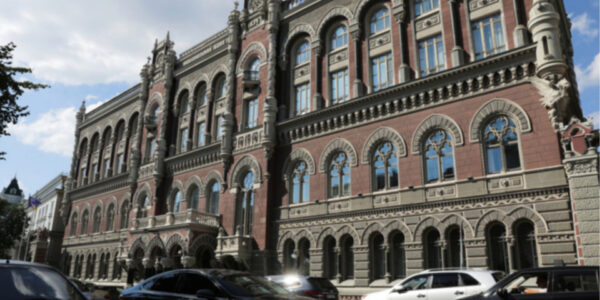 За тиждень Нацбанк продав 691 мільйон доларів