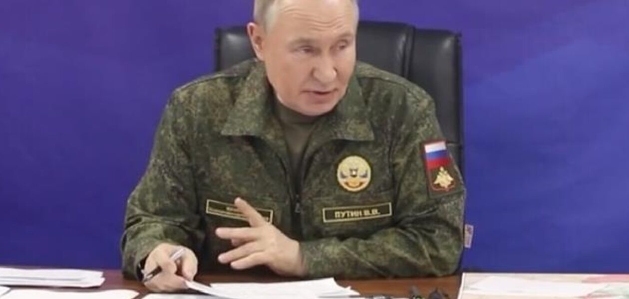 Путін похвалився "необмеженою" ракетою Буревісник