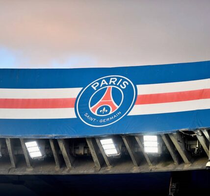 ПСЖ вирішує формувати склад більшою кількістю росіян