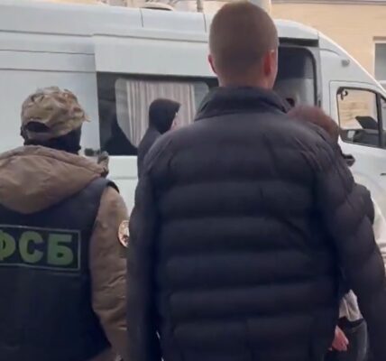 ФСБ заявила про затримання вісьмох "диверсантів"