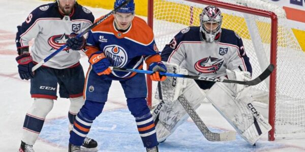 Яскрава ніч в НХЛ: Флорида перемогла Вегас