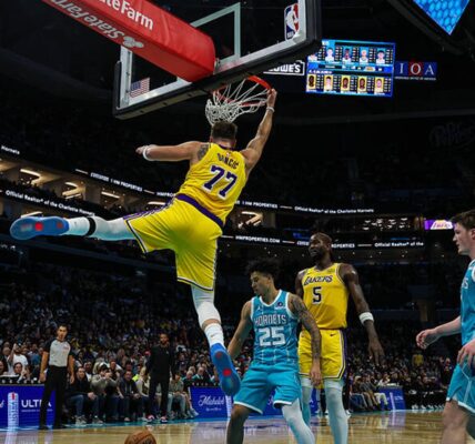 НБА: успішний вечір для Маямі та Лейкерс