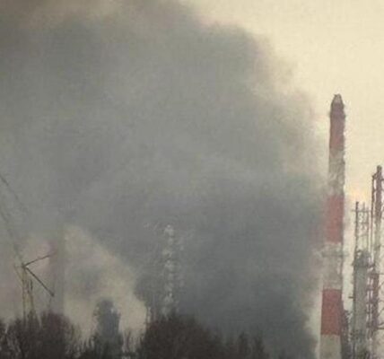 Генштаб підтвердив ураження Орського НПЗ в Росії