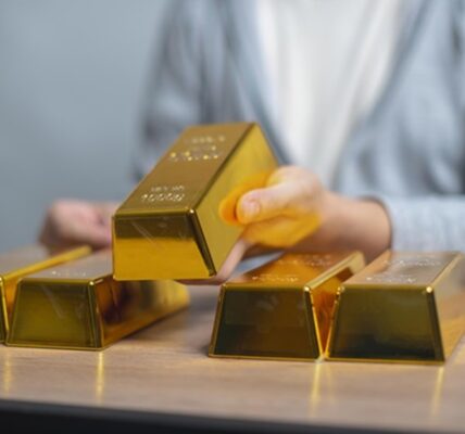 Росія вперше почала розпродавати свій золотий запас