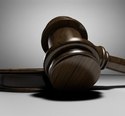 Необгрунтовані активи: у топ-посадовця поліції конфіскували квартиру у Києві