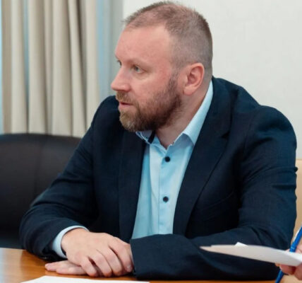 У Мінфіні розкритикували ідею підняти зарплати учителям до трьох мінімалок