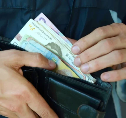 ЗМІ назвали зарплатного рекордсмена серед правоохоронців