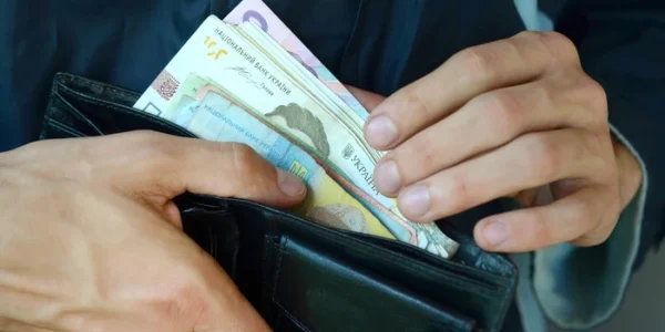 ЗМІ назвали зарплатного рекордсмена серед правоохоронців