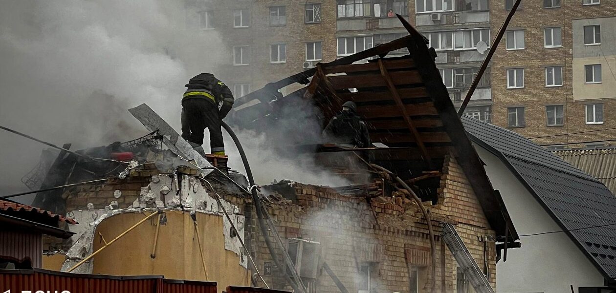 ДСНС показала наслідки обстрілу Київщини