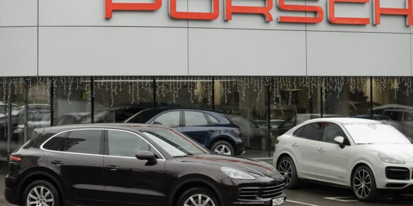 У Росії перестали працювати автомобілі Porsche