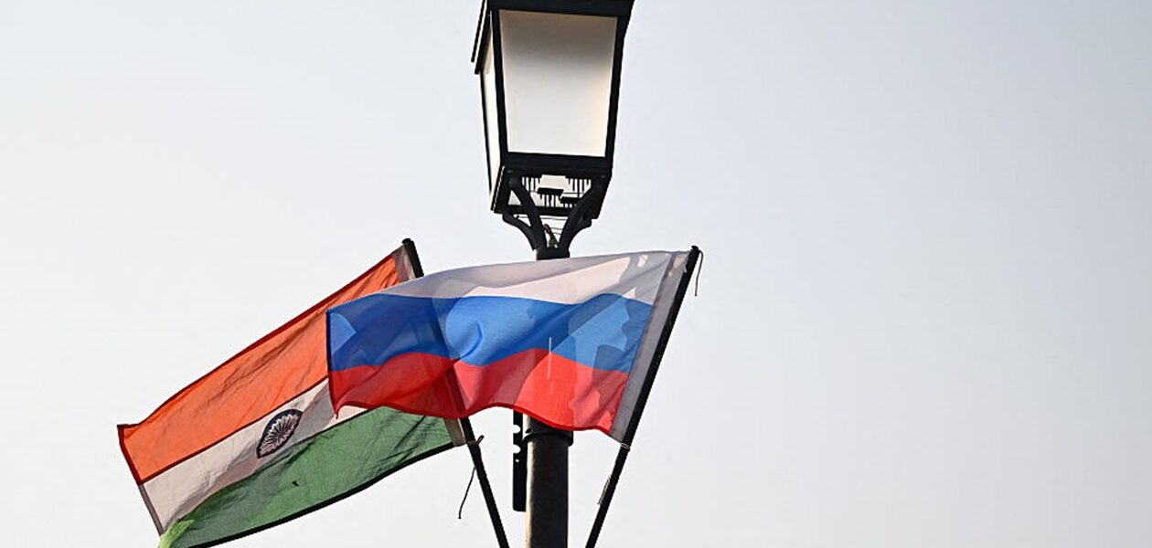 Росія попросила в Індії їжу, одяг та техніку