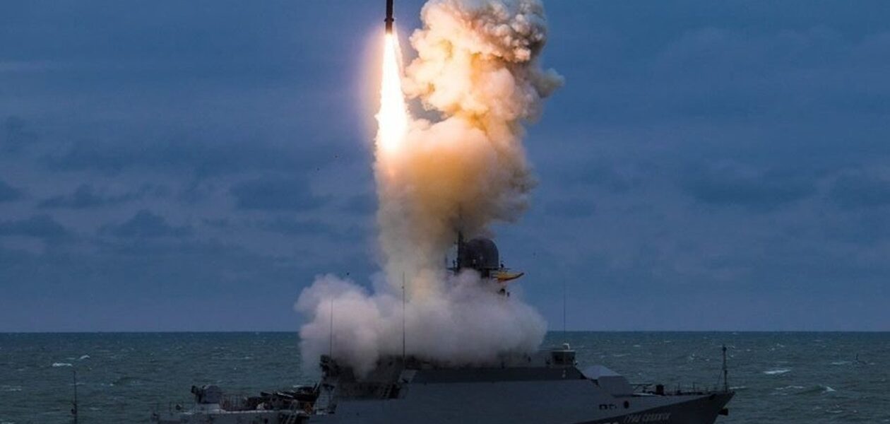 СюжетЗагроза масованого удару цієї ночі: що відомо