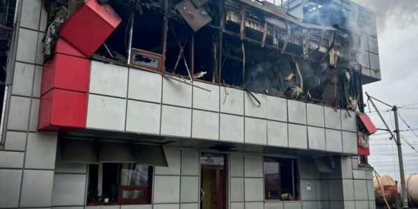 Відновлено рух поїздів через станцію Фастів