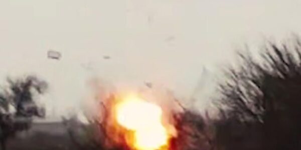 ГУР підірвало авто з окупантами на Херсонщині