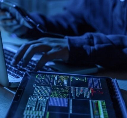 Хакери заявили про знищення всіх даних у реєстрі військового обліку РФ