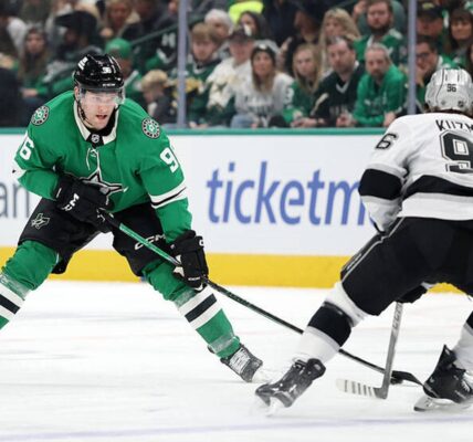 НХЛ: Даллас перервав серію невдач, Тампа програла