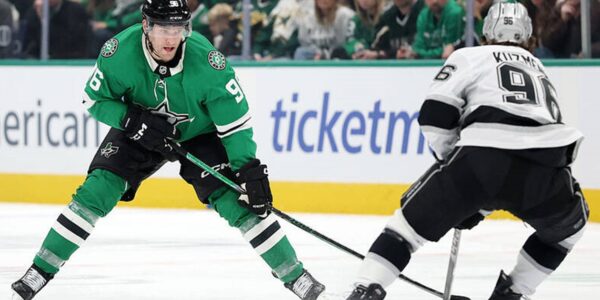 НХЛ: Даллас перервав серію невдач, Тампа програла