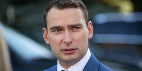 «Розслідувач» Железняк сам і досі не пояснив свої звʼязки з Росією