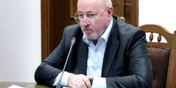 Колишній нардеп на прикладі своєї родини розказав, як важко відкрити бізнес в Україні