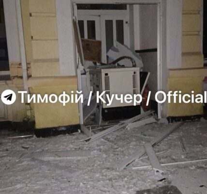 Росія пошкодила вокзал на Дніпропетровщині