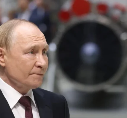 Путін має час до березня