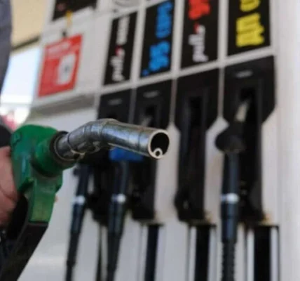 Що відбувається на ринку пального в Україні та чи достатньо запасів? Відповідь Міненерго