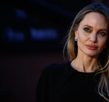 Світ втомився від новин. Джолі висловилася про війну в Україні