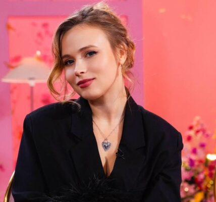 Зірка Сватів замилувала кадрами з донькою