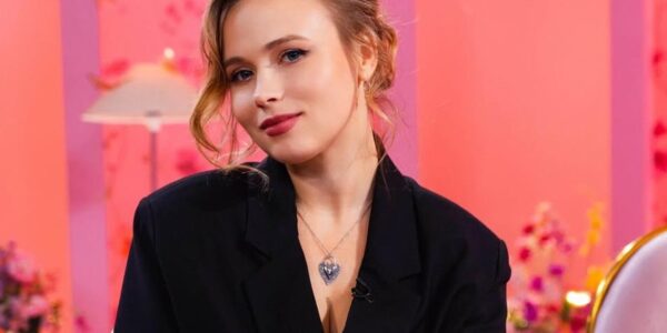 Зірка Сватів замилувала кадрами з донькою