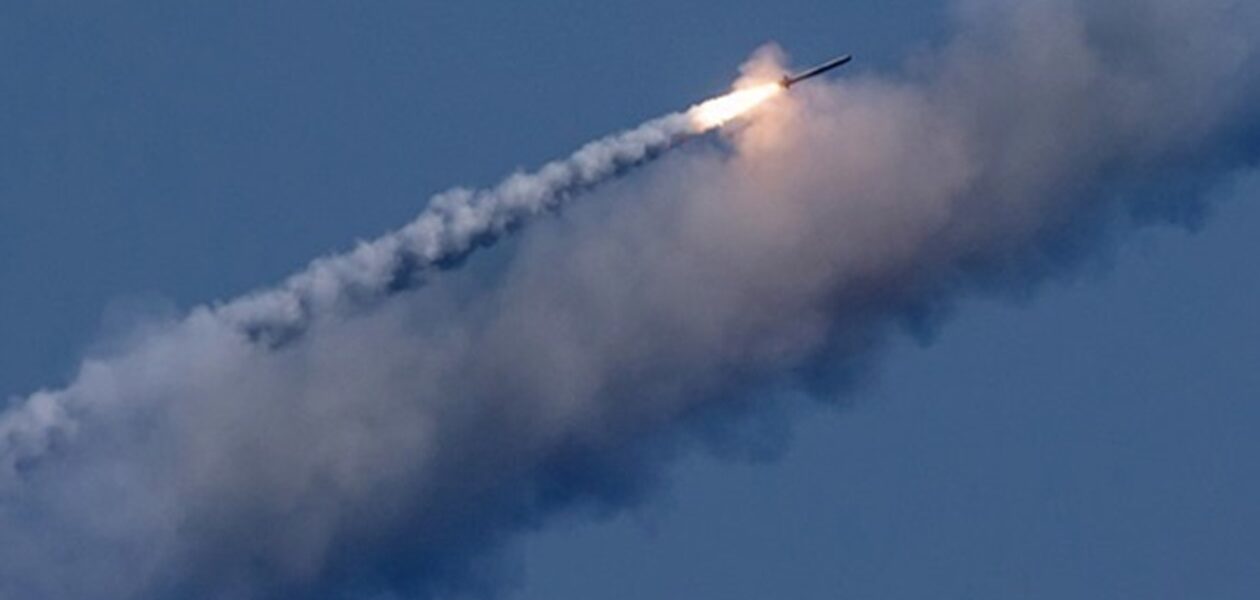 Балістика і не лише: РФ почала масовану атаку