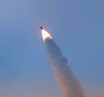 Північна Корея запустила 10 балістичних ракет