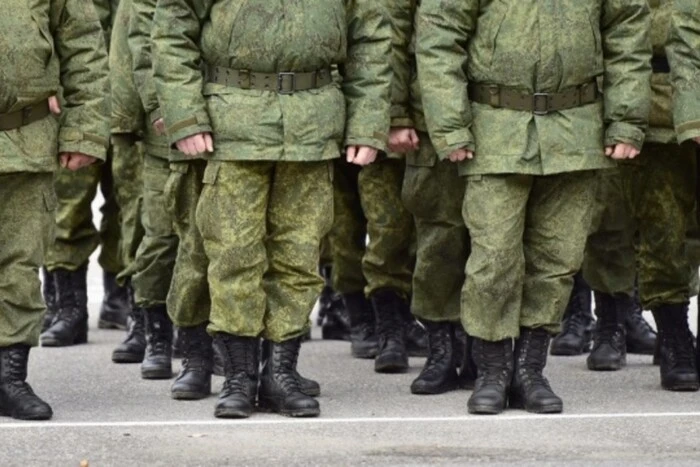 Окупанти змусили дитсадок рекламувати контрактну службу в російській армії