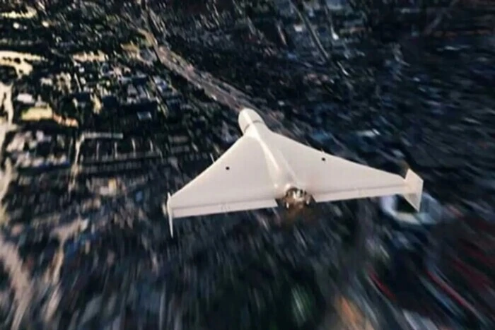 Уламок дрона впав на торговий центр в Голосієвському районі Києва