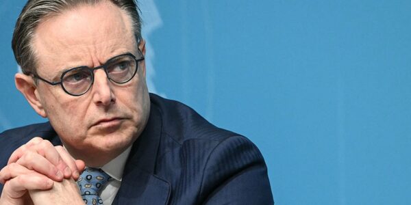 Не вдалося поставити РФ на коліна: одна з країн ЄС прагне переговорів