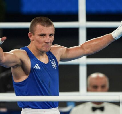 Хижняк уклав суперника на ринг у першому раунді