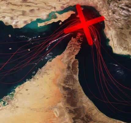 Іран розвернув китайські судна біля Ормузької протоки