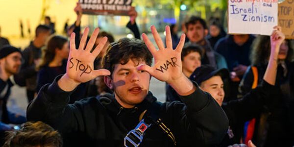 В Ізраїлі тисячі людей протестують проти війни з Іраном