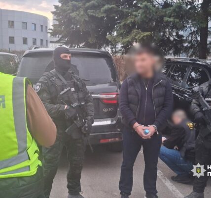 Кримінальний авторитет організував схему "бронювання" ухилянтів