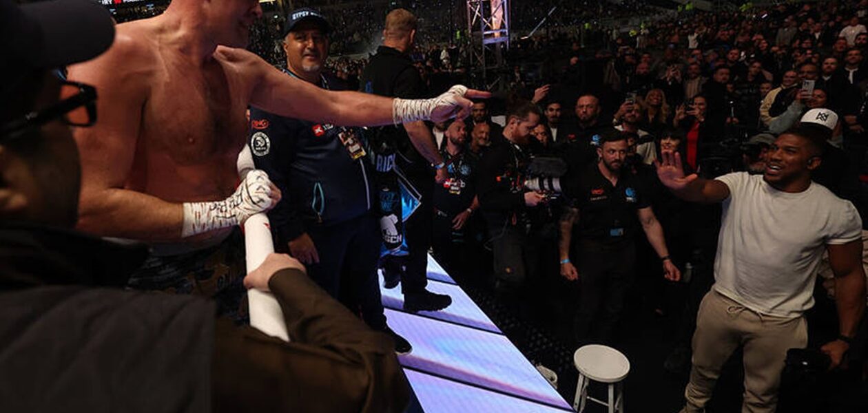 Ф’юрі кинув виклик Джошуа, отримавши реакцію суперника