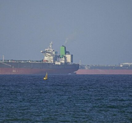 Південна Корея домовилась про поставки нафти в обхід Ормузької протоки