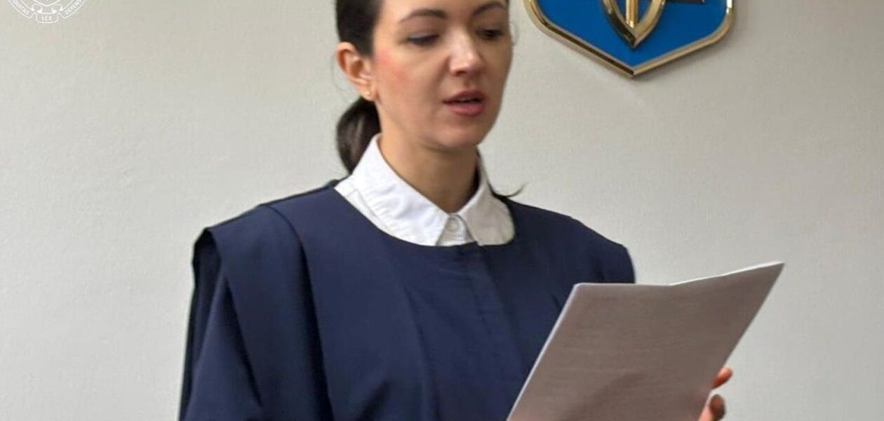 Київська чиновниця, яка закупила овочерізки для укриттів, отримала вирок