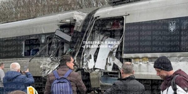 В Укрзалізниці назвали винного в аварії поїзда Інтерсіті+: