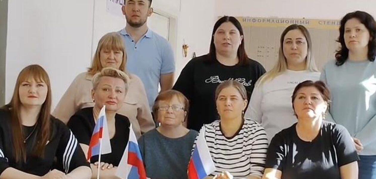 Учителі в РФ записали ролики за мотивами промови Гітлера