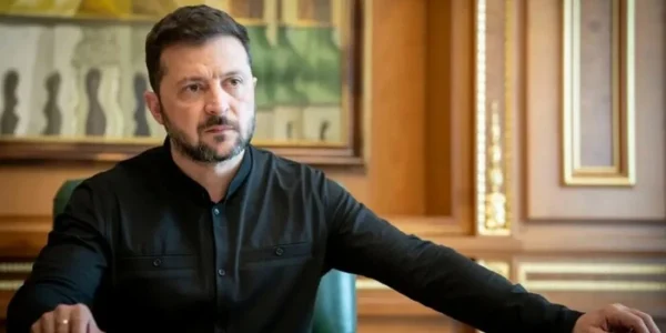 Зеленський продовжив військовий збір на три роки після війни