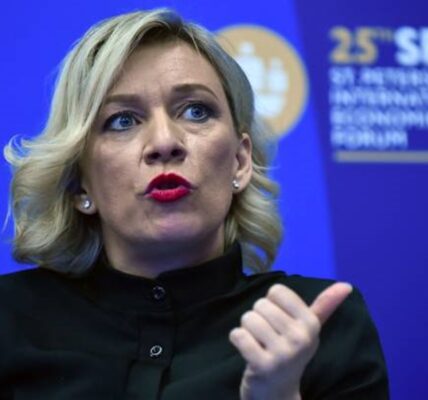 Захарова: РФ готова завершити війну за низки вимог