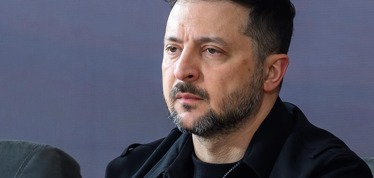 Зеленський відповів Венсу на заяву про скорочення допомоги Україні