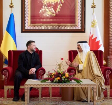 Зеленський проводить переговори в Бахрейні
