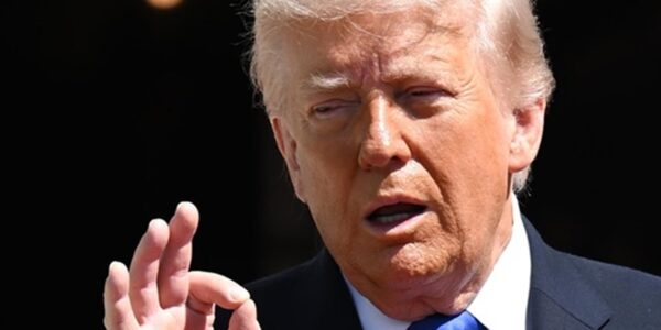 Трамп "дав час ЄС" для виконання торгової угоди зі США
