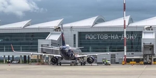 На півдні Росії зупинили роботу 13 аеропортів