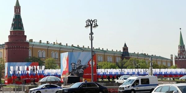 Кремль відреагував на дозвіл Зеленського на парад